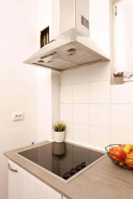 1 Bdrm Apartment In City Center Bükreş Dış mekan fotoğraf